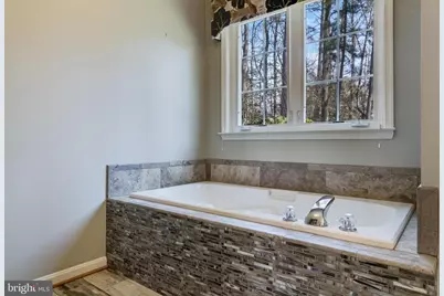 14850 King Charles, Issue, MD 20645 - Photo 33