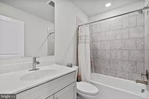 10893 Drummond Pl, White Plains, MD 20695 - Photo 21