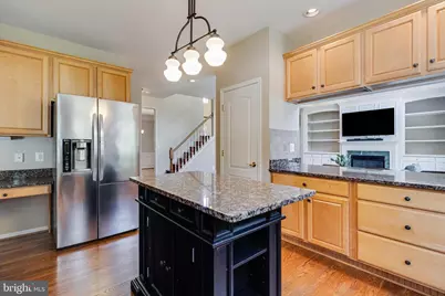 8800 Hill Spring Drive, La Plata, MD 20646 - Photo 35
