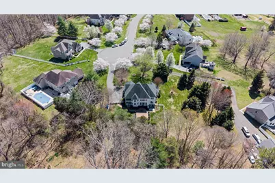 8800 Hill Spring Drive, La Plata, MD 20646 - Photo 23
