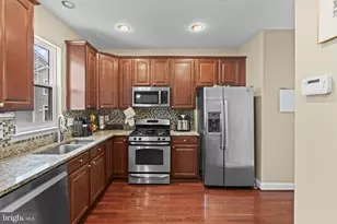 11642 Las Colinas Ct, Waldorf, MD 20602 - Photo 15