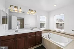 11642 Las Colinas Ct, Waldorf, MD 20602 - Photo 37