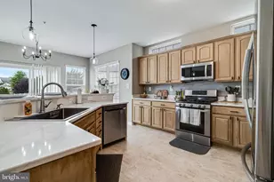 9453 Pep Rally Ln, Waldorf, MD 20603 - Photo 7
