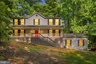 7090 Maxwell Dr, Hughesville, MD 20637 - Photo 3