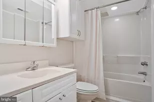2322 Hawks Landing Ct, Waldorf, MD 20601 - Photo 15