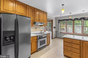 9013 Hillary Ct, La Plata, MD 20646 - Photo 3