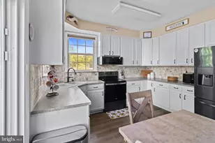 1000 Llano Dr, La Plata, MD 20646 - Photo 5
