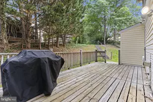 6225 Polar Bear Ct, Waldorf, MD 20603 - Photo 35