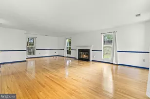6225 Polar Bear Ct, Waldorf, MD 20603 - Photo 5