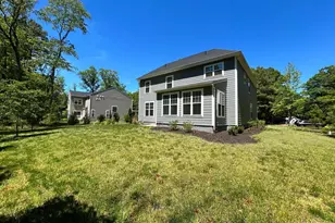 11551 Beacon Hill Ct, Swan Point, MD 20645 - Photo 9