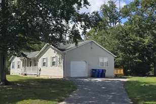11753 Tiffen Ct, Waldorf, MD 20601 - Photo 3