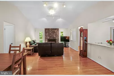 7726 Spring Oak Drive, La Plata, MD 20646 - Photo 9