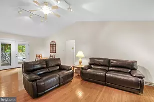 7726 Spring Oak Dr, La Plata, MD 20646 - Photo 11