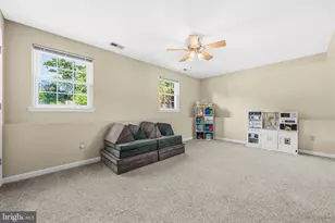 3903 Newman Ct, Waldorf, MD 20602 - Photo 19