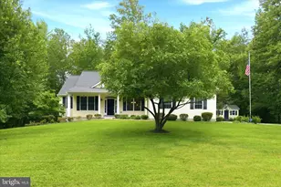 16447 Swans Rest Pl, Hughesville, MD 20637 - Photo 5