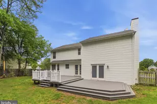 10383 Chamberlin Ct E, Waldorf, MD 20601 - Photo 15