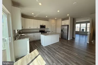 5567 Marksburg Place, White Plains, MD 20695 - Photo 3