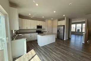 5567 Marksburg Pl, White Plains, MD 20695 - Photo 3