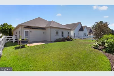 11271 Yellowstone Court, White Plains, MD 20695 - Photo 5