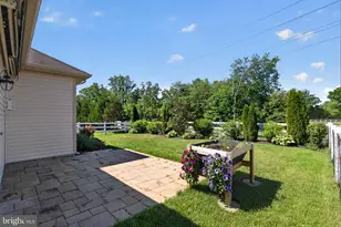 11271 Yellowstone Ct, White Plains, MD 20695 - Photo 7