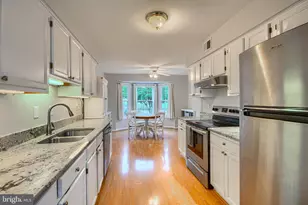 239 Charleston Ct, La Plata, MD 20646 - Photo 9