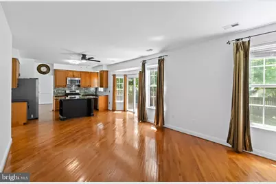7753 Picadilly Court, White Plains, MD 20695 - Photo 5