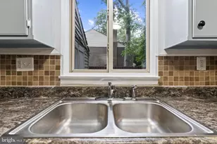 1718 Brightwell Ct, Waldorf, MD 20602 - Photo 11