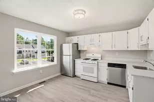 11888 Homestead Pl, Waldorf, MD 20601 - Photo 7