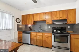 9618 Randall Dr, White Plains, MD 20695 - Photo 19