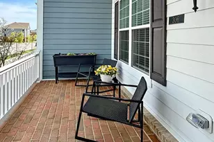 306 Buckeye Cir, La Plata, MD 20646 - Photo 3