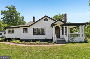 403 Prospect St, La Plata, MD 20646 - Photo 1