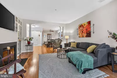 800 Edelen Station Place #204, La Plata, MD 20646 - Photo 5