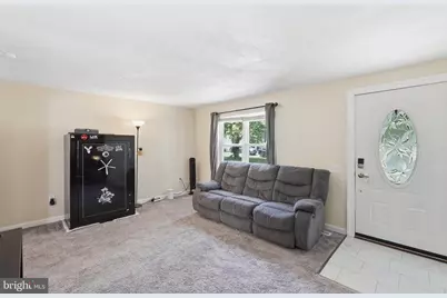 4600 Taylor Court, Waldorf, MD 20602 - Photo 3