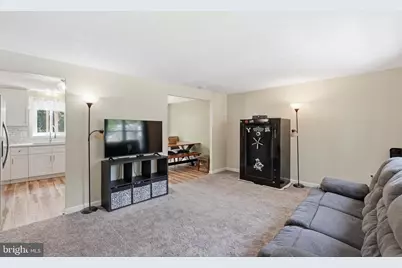 4600 Taylor Court, Waldorf, MD 20602 - Photo 5