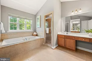 10352 Whittier Ct, White Plains, MD 20695 - Photo 23