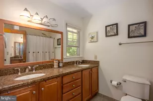 9150 Cedar St, La Plata, MD 20646 - Photo 19
