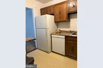 327 Saint Marys Avenue #7H, La Plata, MD 20646 - Photo 7
