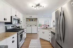 11620 Myrtle Oak Ct, Waldorf, MD 20601 - Photo 3