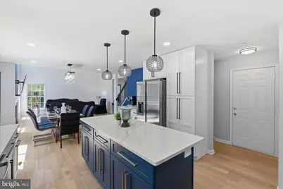 10654 Ashford Circle, Waldorf, MD 20603 - Photo 9