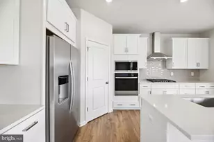 9898 Stonehaven Ct, Waldorf, MD 20601 - Photo 15