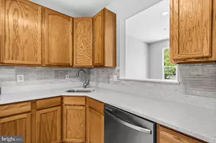 10278 Housely Pl, White Plains, MD 20695 - Photo 19