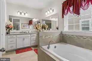 11239 Penzance Ln, White Plains, MD 20695 - Photo 13