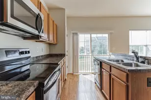 5065 Ottawa Park, Waldorf, MD 20602 - Photo 3