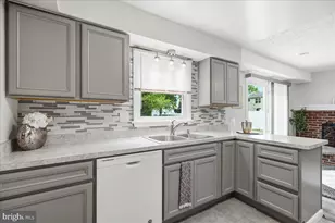 10955 Beechwood Ct, Waldorf, MD 20601 - Photo 11