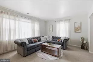 10955 Beechwood Ct, Waldorf, MD 20601 - Photo 5