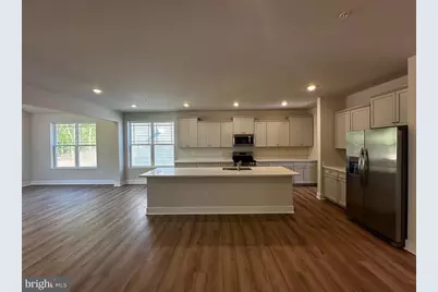 10525 Cosmos Ct, La Plata, MD 20646 - Photo 5