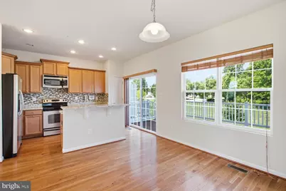 11664 Palm Desert Place, Waldorf, MD 20602 - Photo 5