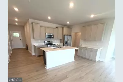 5475 Virgin Islands St, White Plains, MD 20695 - Photo 3