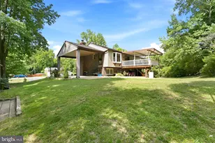 1108 E Patuxent Dr, La Plata, MD 20646 - Photo 27