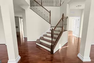 10185 Warfield St, White Plains, MD 20695 - Photo 3